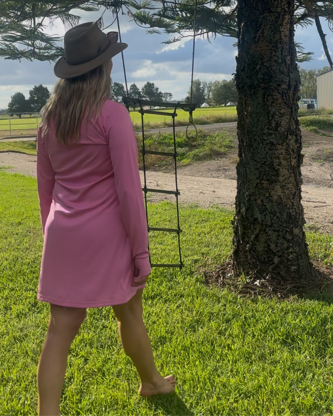Ladies Fishing Dress - Coral Pink