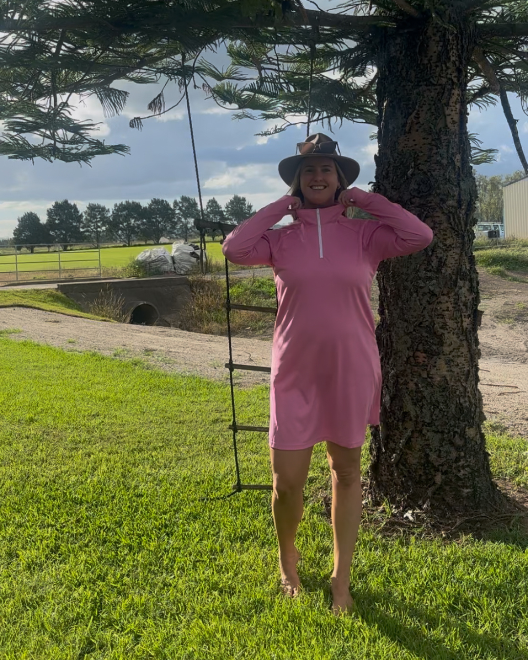 Ladies Fishing Dress - Coral Pink